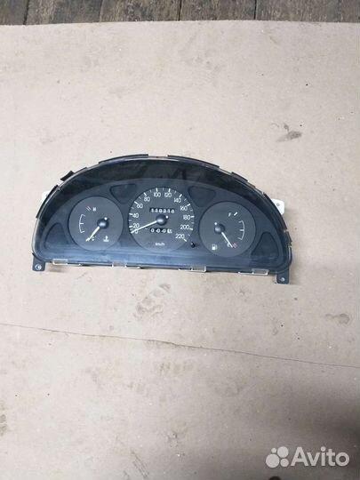 Шевроле Ланос заз панель приборов