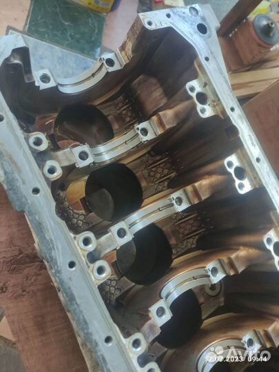 Низ мотора м54в22