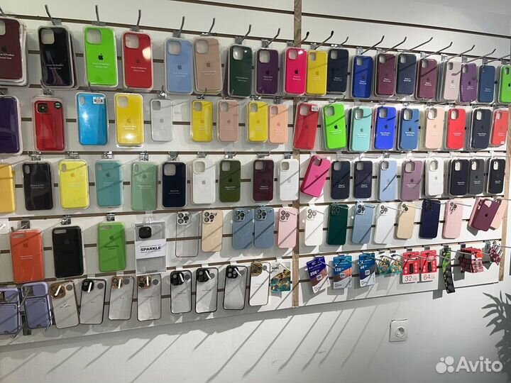 Чехол на iPhone