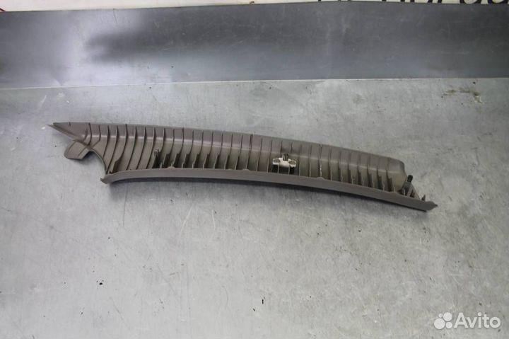 Обшивка стойки левая Nissan X-Trail T30