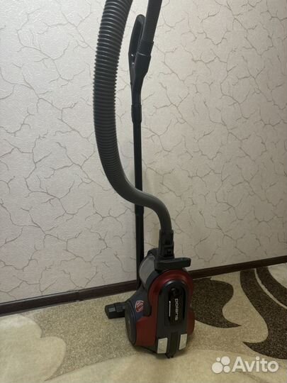 Пылесос Polaris PVC 2003ri