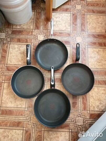 Сковородки, кастрюли, чайники, термосы