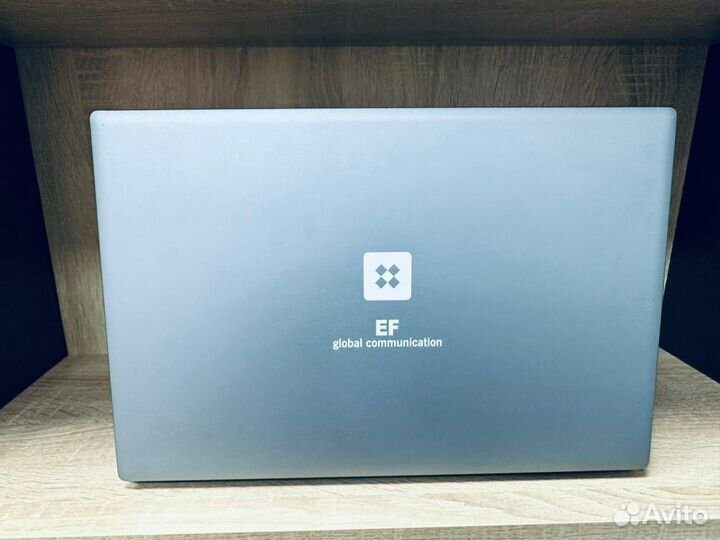 Ноутбук 15.6 Windows