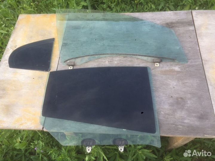 Стекла от рено флюенс