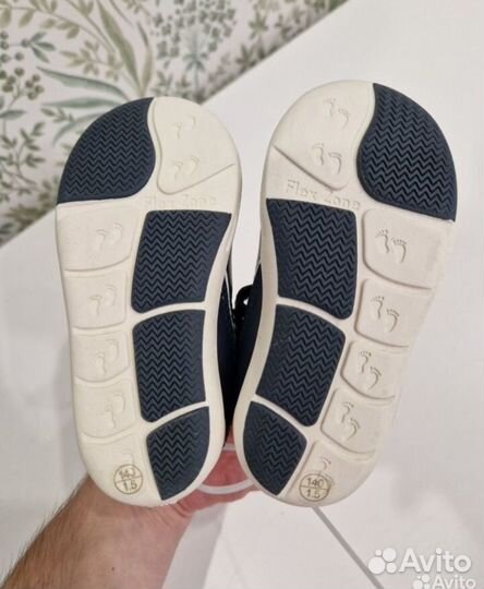 Сандали новые Chicco 21 размер