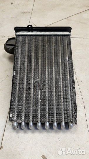 Радиатор отопителя Volkswagen Passat