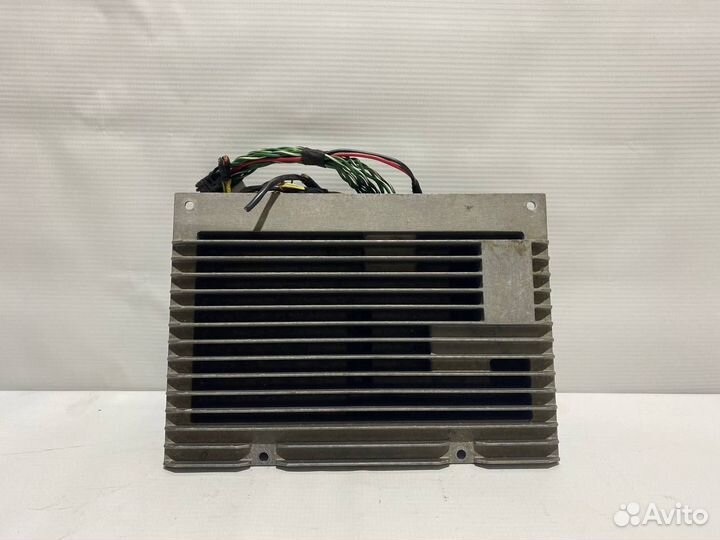 Усилитель акустической системы Range Rover 368DT