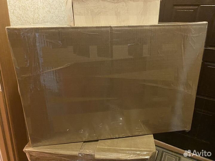 Коробка с вещами