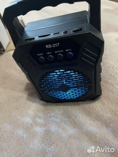 Колонка музыкальная. Новая