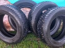 Gislaved Nord Frost 200 SUV 215/65 R16