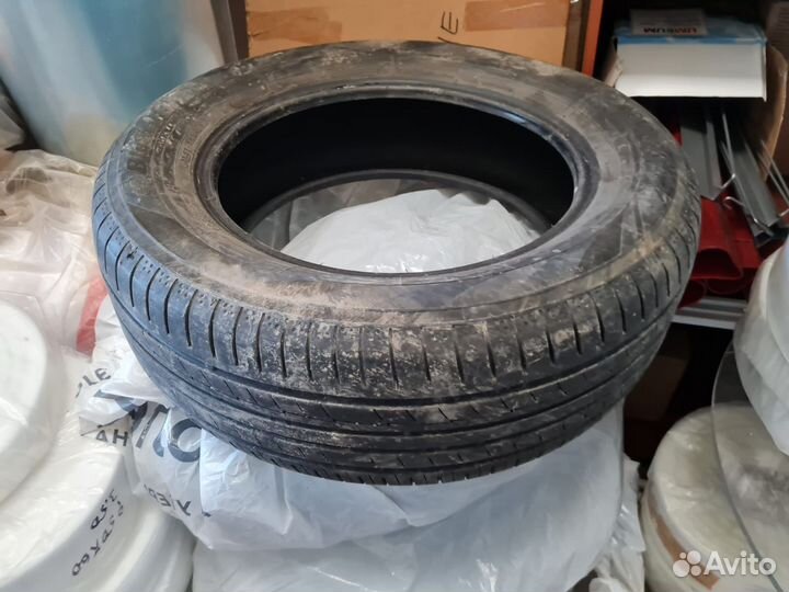 Yokohama BluEarth AE01 215/60 R16 99V