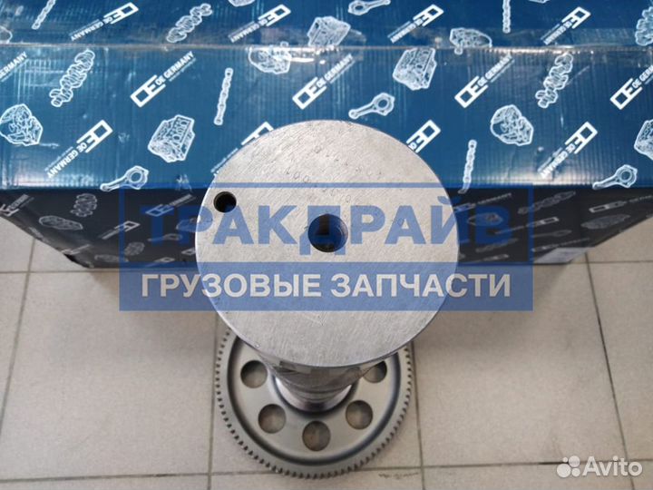 Распредвал Мерседес Актрос двигатель 501