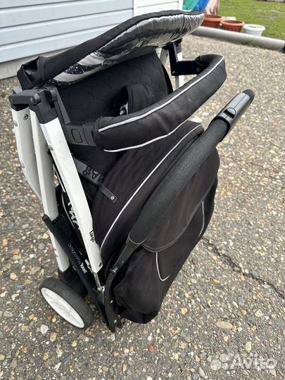 Продам прогулочную коляску