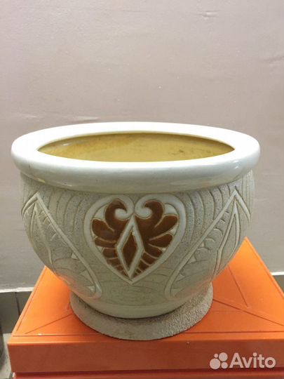 Горшки керамические большие и маленькие