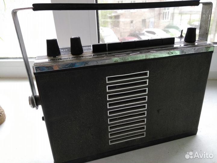 Приёмник от Москвич 412. 