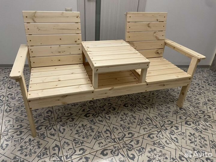 Лавка из дерева