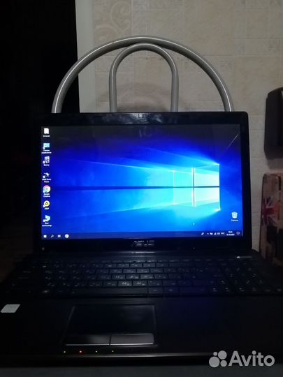 Ноутбук asus