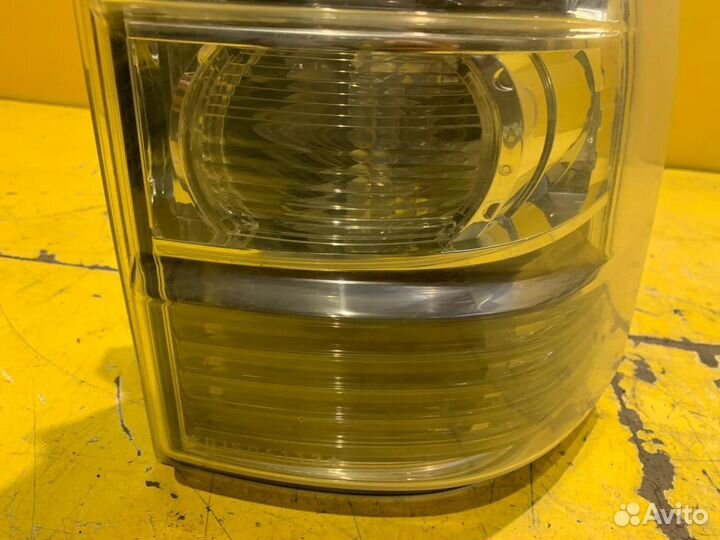 Фонарь задний правый Mitsubishi Pajero 4 2007-2015