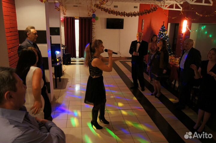 Ведущая. Диджей. Вокал