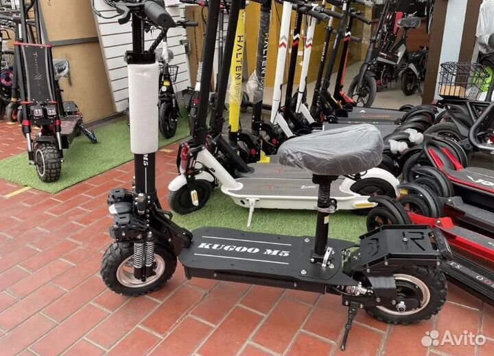 Электросамокат Kugoo M5