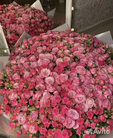 Престижный букет из цветов пионовидной розы