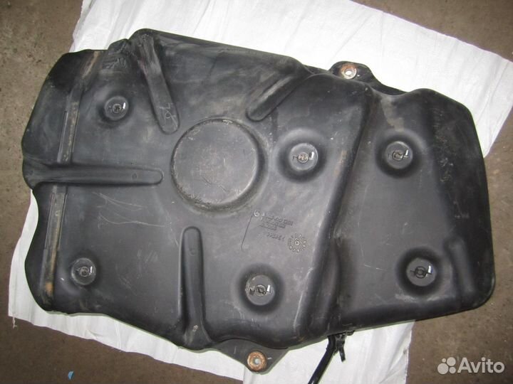 Бак присадки AdBlue Mercedes GL GLS X166