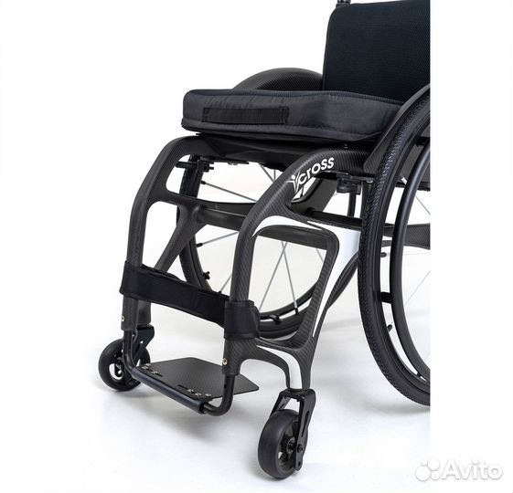 Лёгкая инвалидная коляска из карбона iCross active