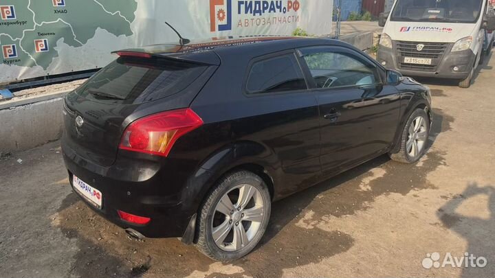 Датчик детонации Kia Ceed (ED) 39250-2B000