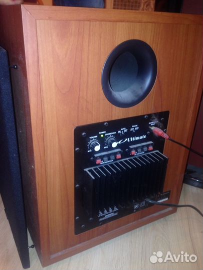 Музыкальный центр, ресивер, сабвуфер, колонки