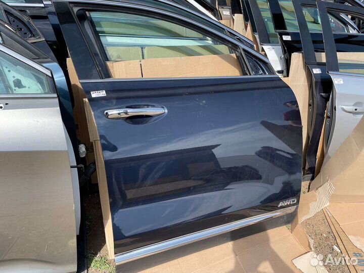 Дверь передняя правая Kia Soreno Prime UM 2017