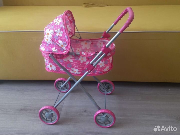 Коляска кукольная
