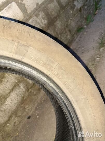 Ovation Ovation 4 205/60 R16