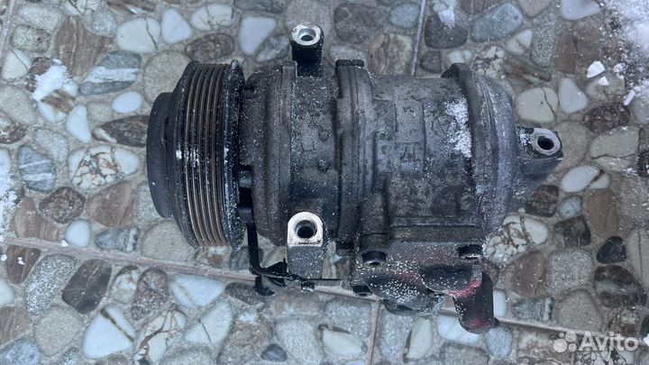 Компрессор кондиционера Hyundai Santa Fe