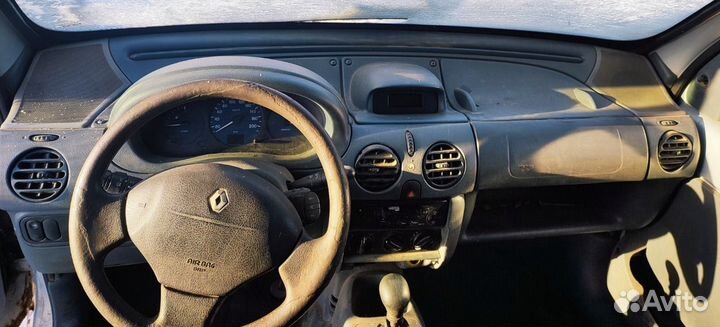 Торпеда Renault Kangoo 1