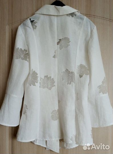 Костюм женский