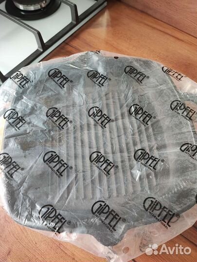 Чугунная сковорода gipfel