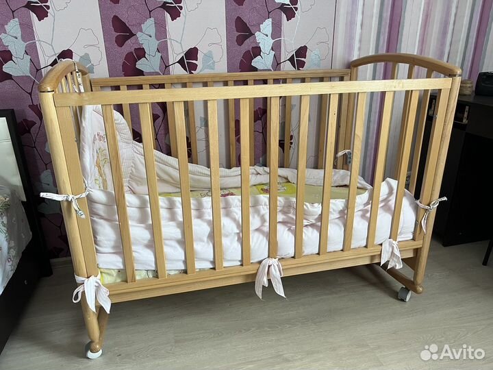 Детская кроватка с матрасом отдам