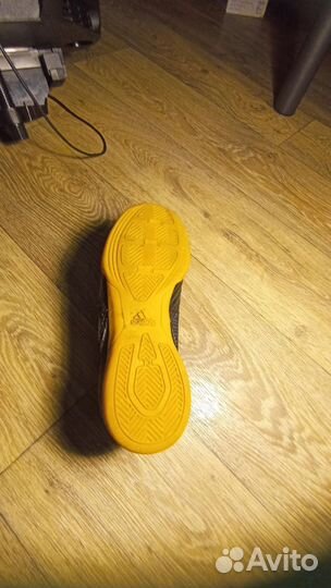 Футбольные бутсы adidas predator 35 размера