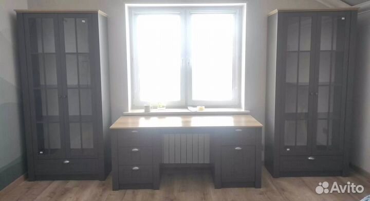 Стол письменный