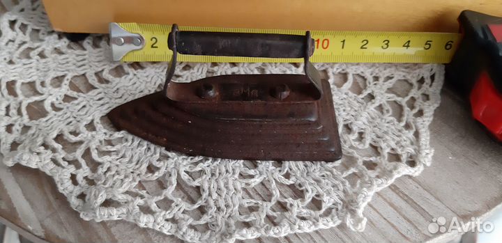 Детская швейная машинка зшм СССР и утюжок зма