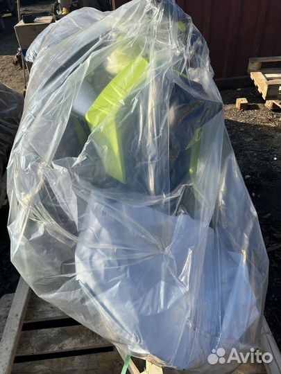 Новый BRP Sea-Doo spark Trixx 2 UP 90