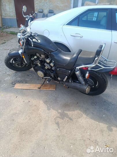 Yamaha v max 1200