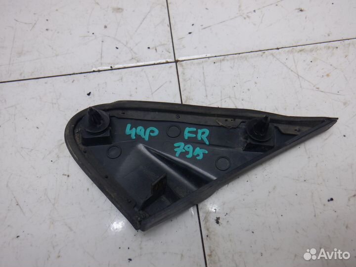 Накладка крыла Mitsubishi Space Star