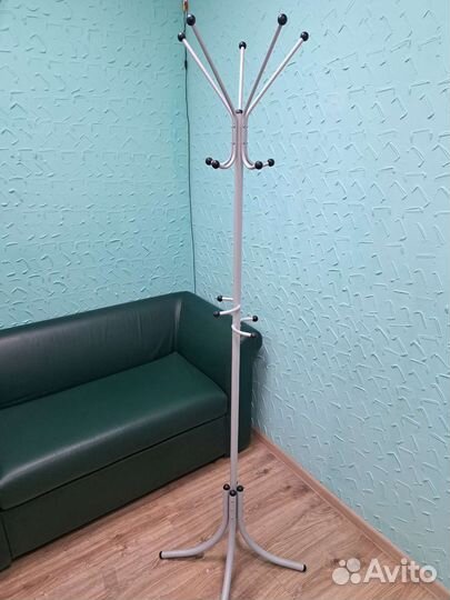 Вешалка для одежды напольная
