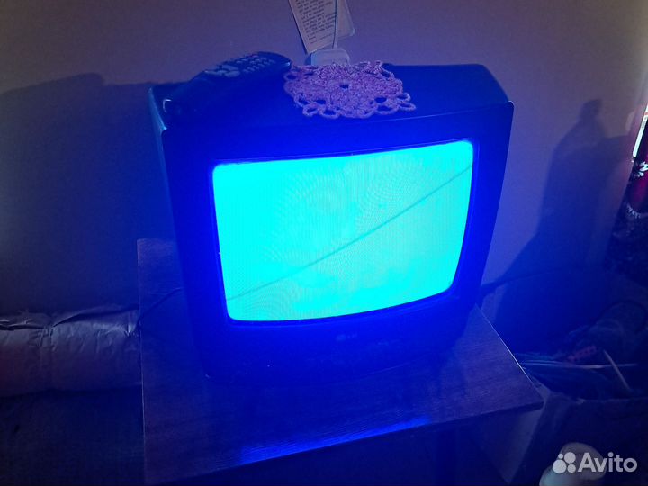 Маленький телевизор