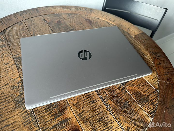 Ноутбук HP 15-cs1005ur