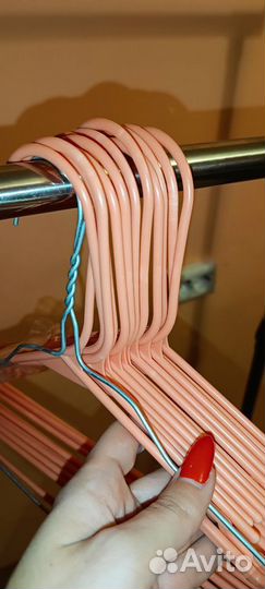 Вешалка для одежды напольная на колесиках