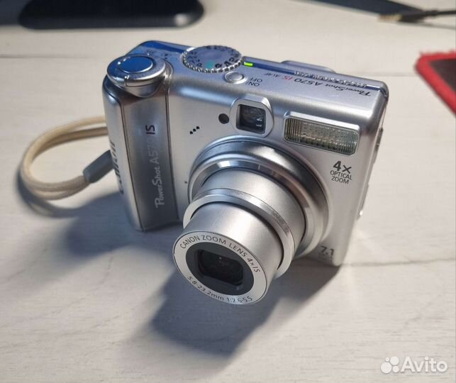 Цифровой фотоаппарат Canon PowerShot A570 IS