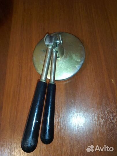 Закаточная машинка для банок