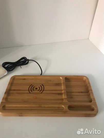 Настольная беспроводная зарядка/органайзер Bamboo